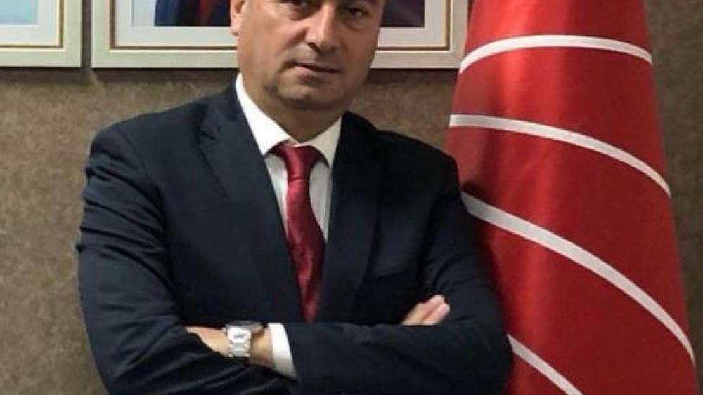 Cumhuriyet Halk Partisi Tokat Merkez İlçe Başkanı Aytekin Ayan; " Demokrasiye Sahip Çıkan Milletimize Minnettarız."